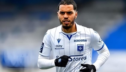 瓦科上赛季在鲁能进球如麻！本赛季续约后却至今未破门，引发热议