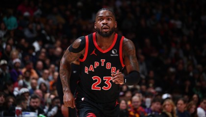 开云官方-13助攻生涯新高！谢德：英格拉姆只获得13次出手 这是我的问题