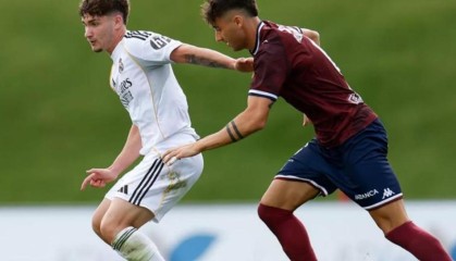 开云-世体：阿韦洛亚重视青训，他已征召多名小将参与一线队训练